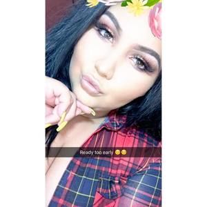 Meet your Posher, Mara